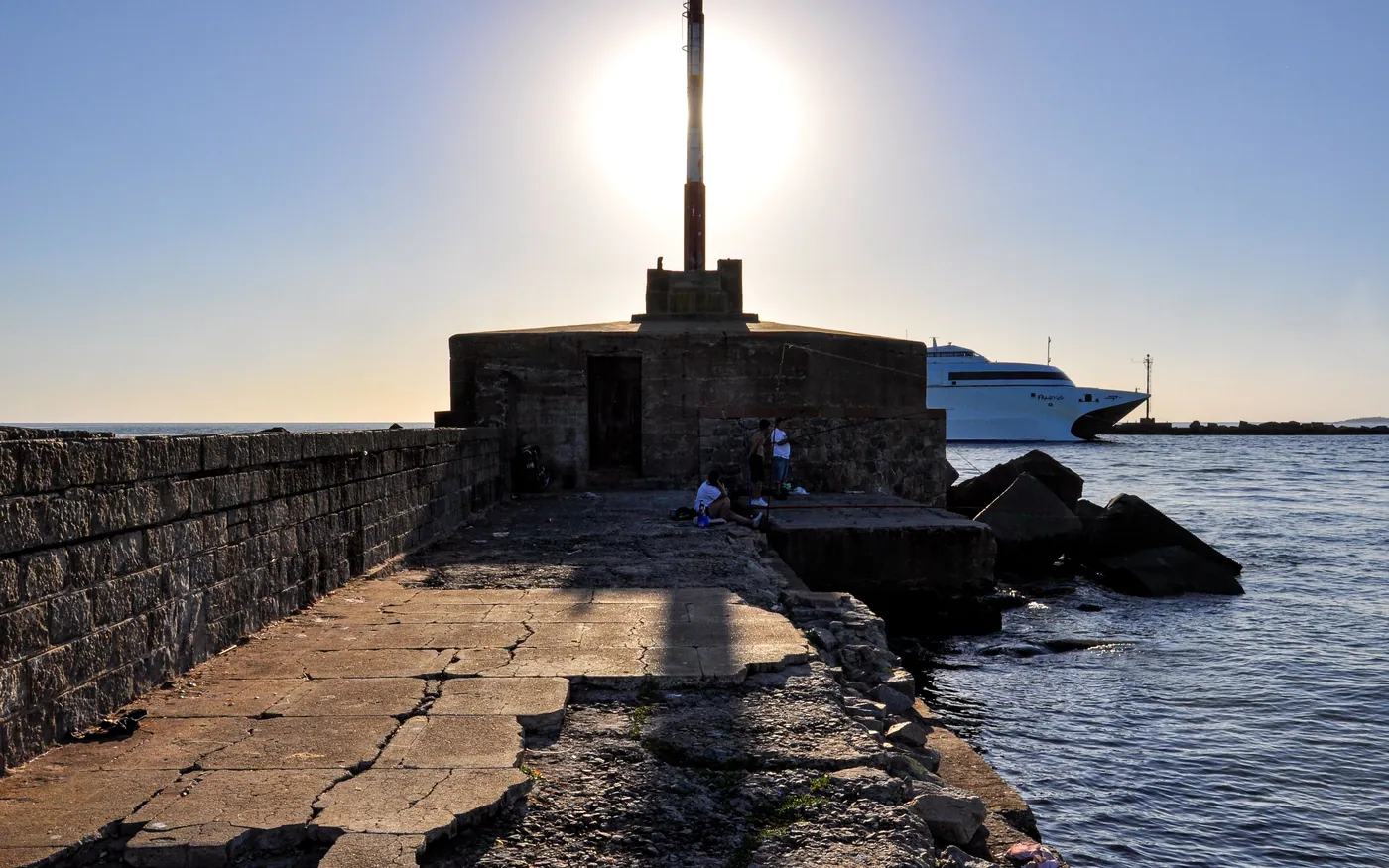 A jetty running into the sea, the kind of landmark divers navigate to